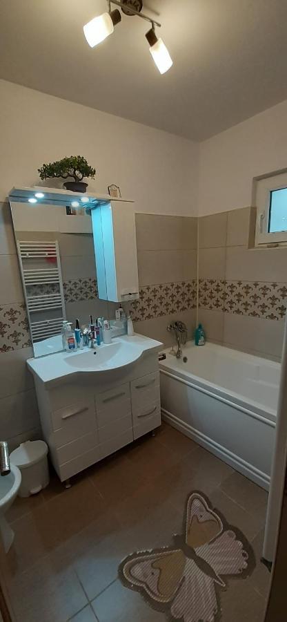 Appartamento Adina Margareta Mangalia Esterno foto