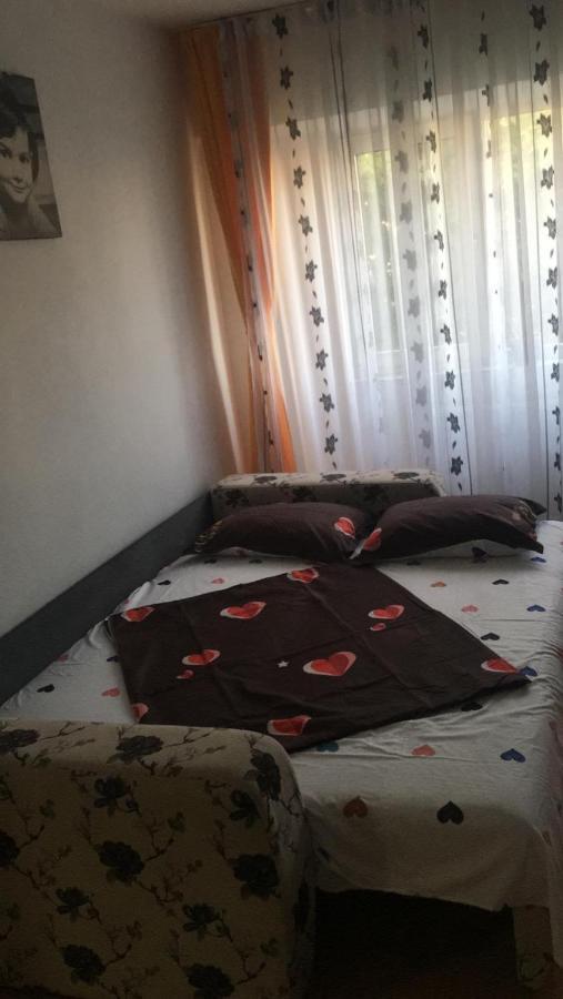 Appartamento Adina Margareta Mangalia Esterno foto