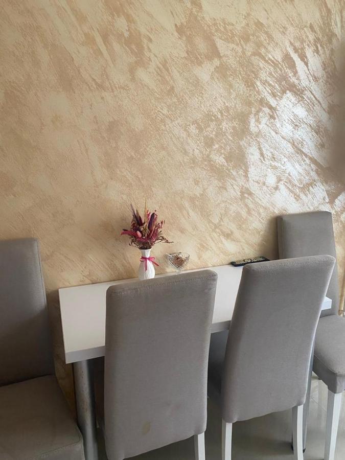 Appartamento Adina Margareta Mangalia Esterno foto